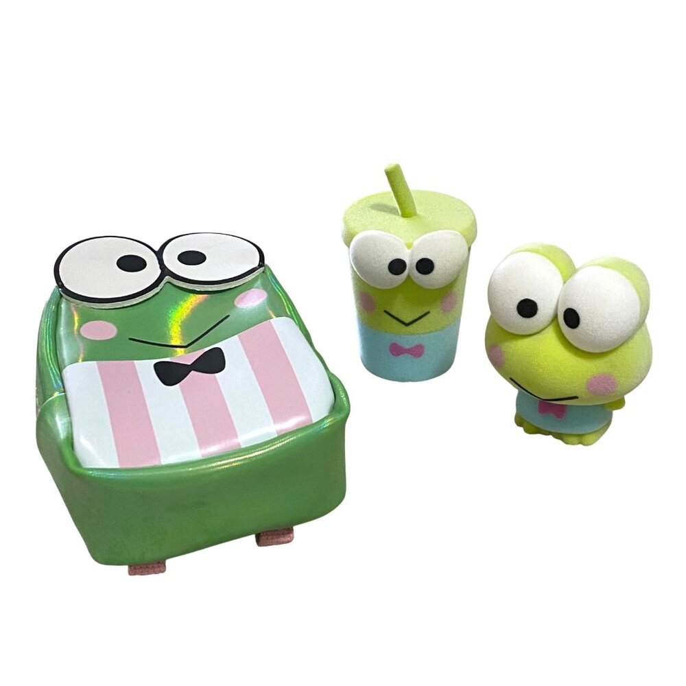 Sanrio Hello Kitty KEROPPI Mini Backpack with Carabiner Flocked Milkshake Figure